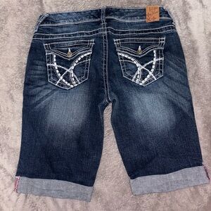 Ariya jeans, women’s Shorts Size 7/8